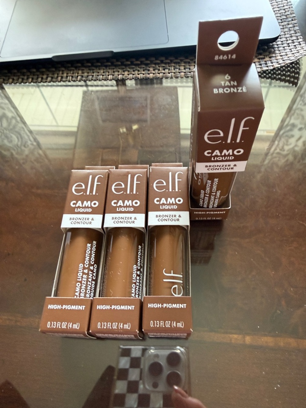 e.l.f. Camo Liquid Bronzer & Contour - Tan Bronze / Brown Selling 4 units in box